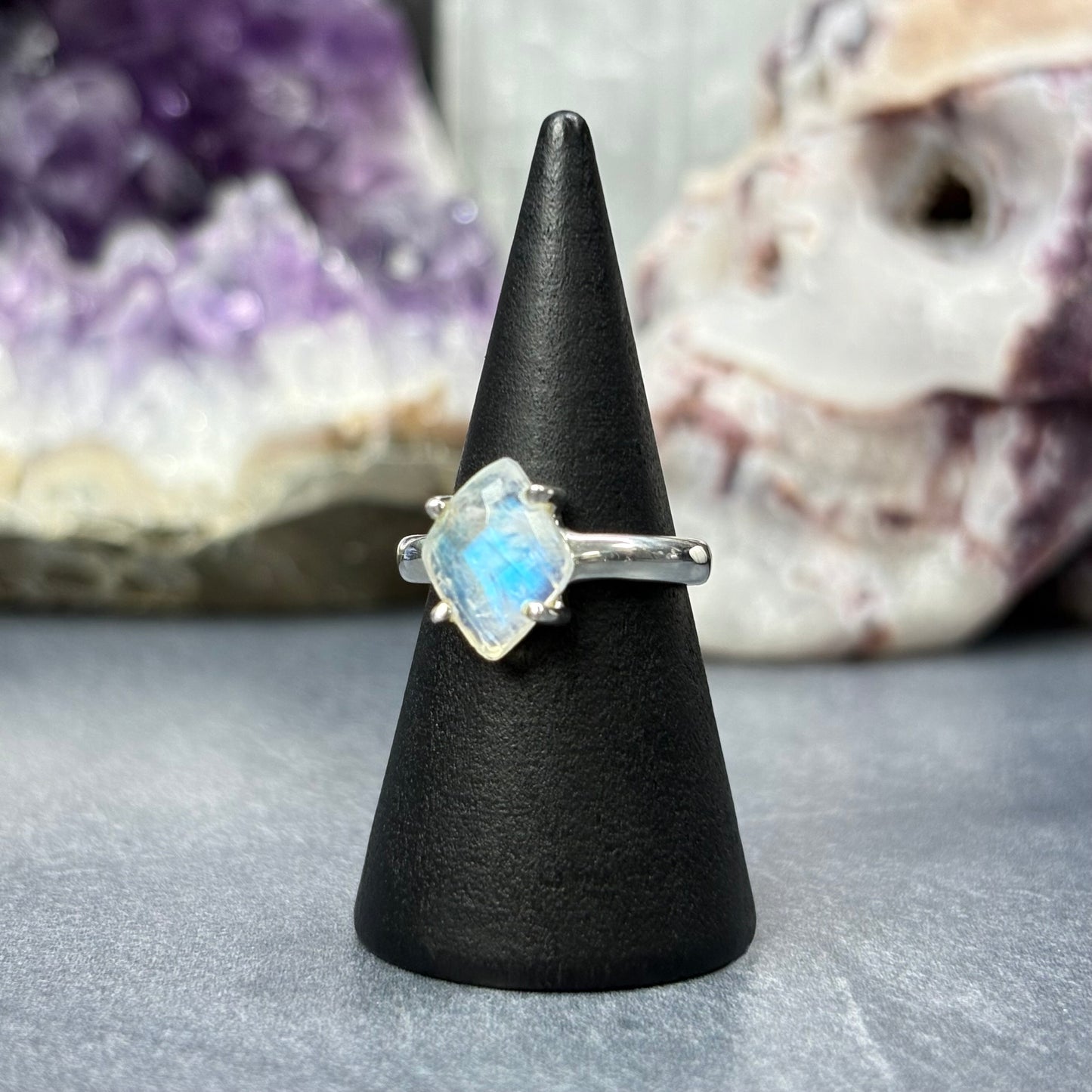 White Moonstone Faceted Crystal 925 Sterling Silver Statement Ring - UK Size L