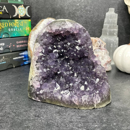 High Quality Uruguayan Amethyst Crystal Cut Base