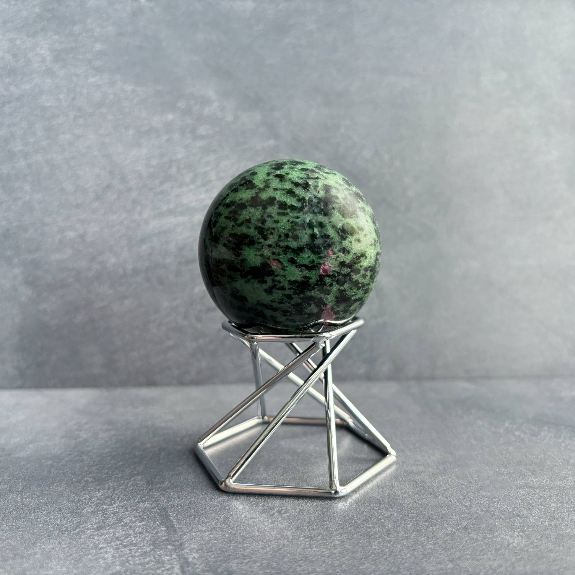 Silver Metal Geometric Crystal Sphere Display Stand