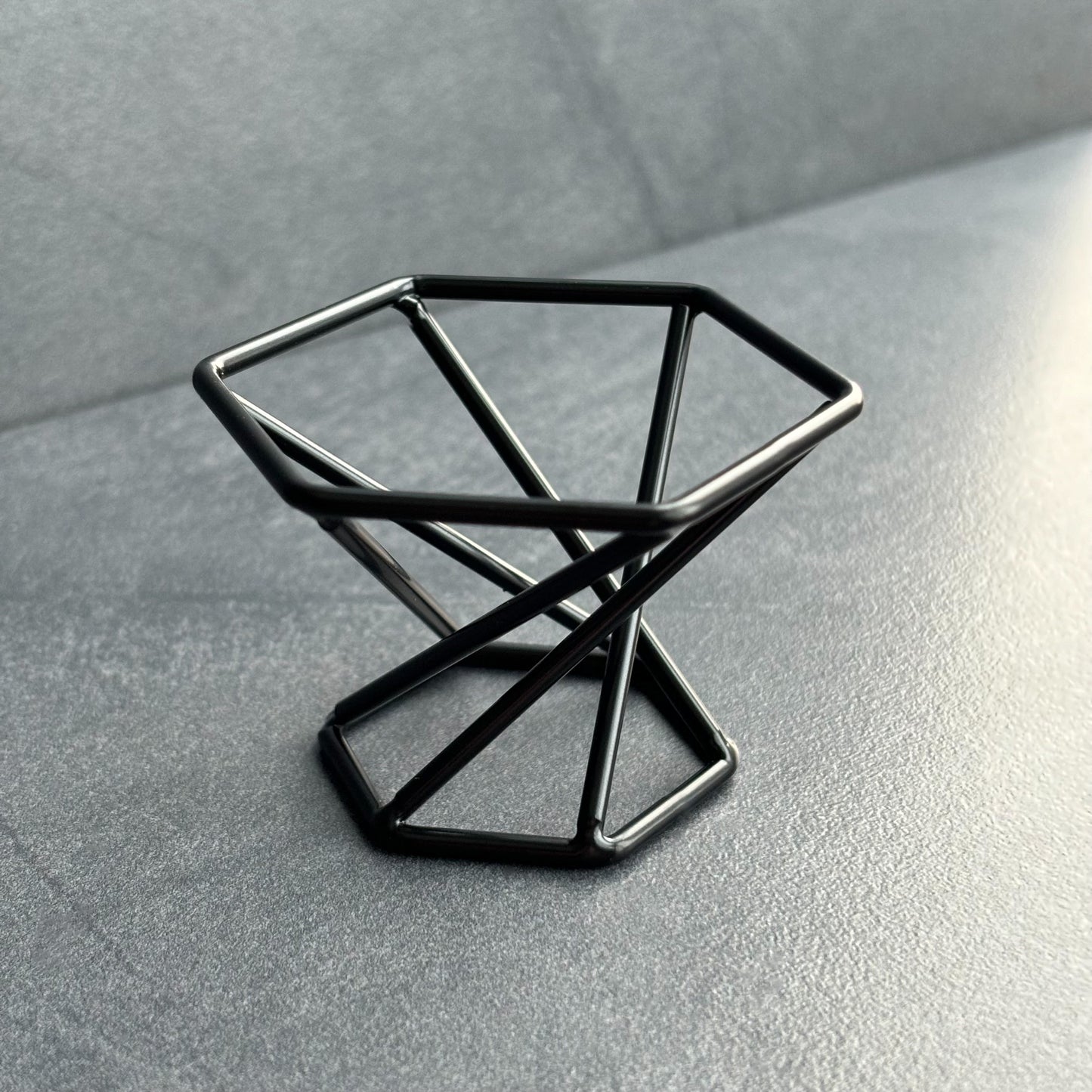 Black Metal Geometric Crystal Sphere Display Stand