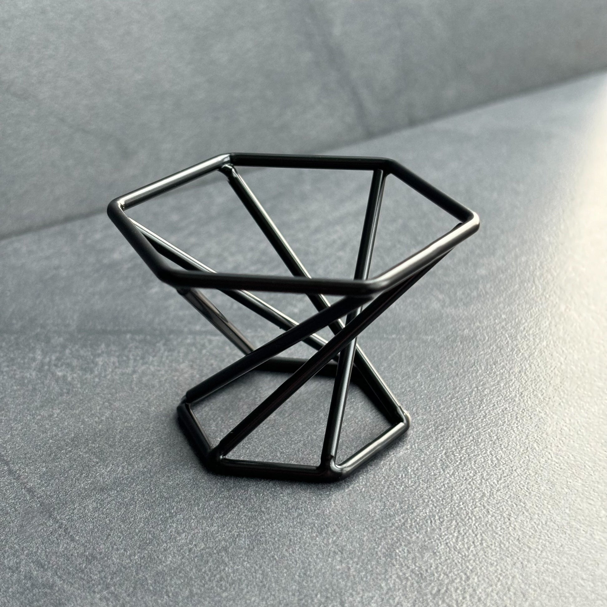 Black Metal Geometric Crystal Sphere Display Stand