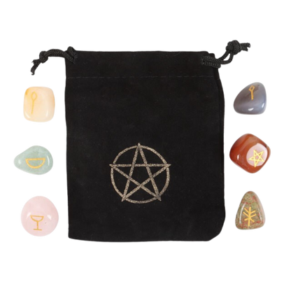 The Witches Guide to Crystals Gift Set
