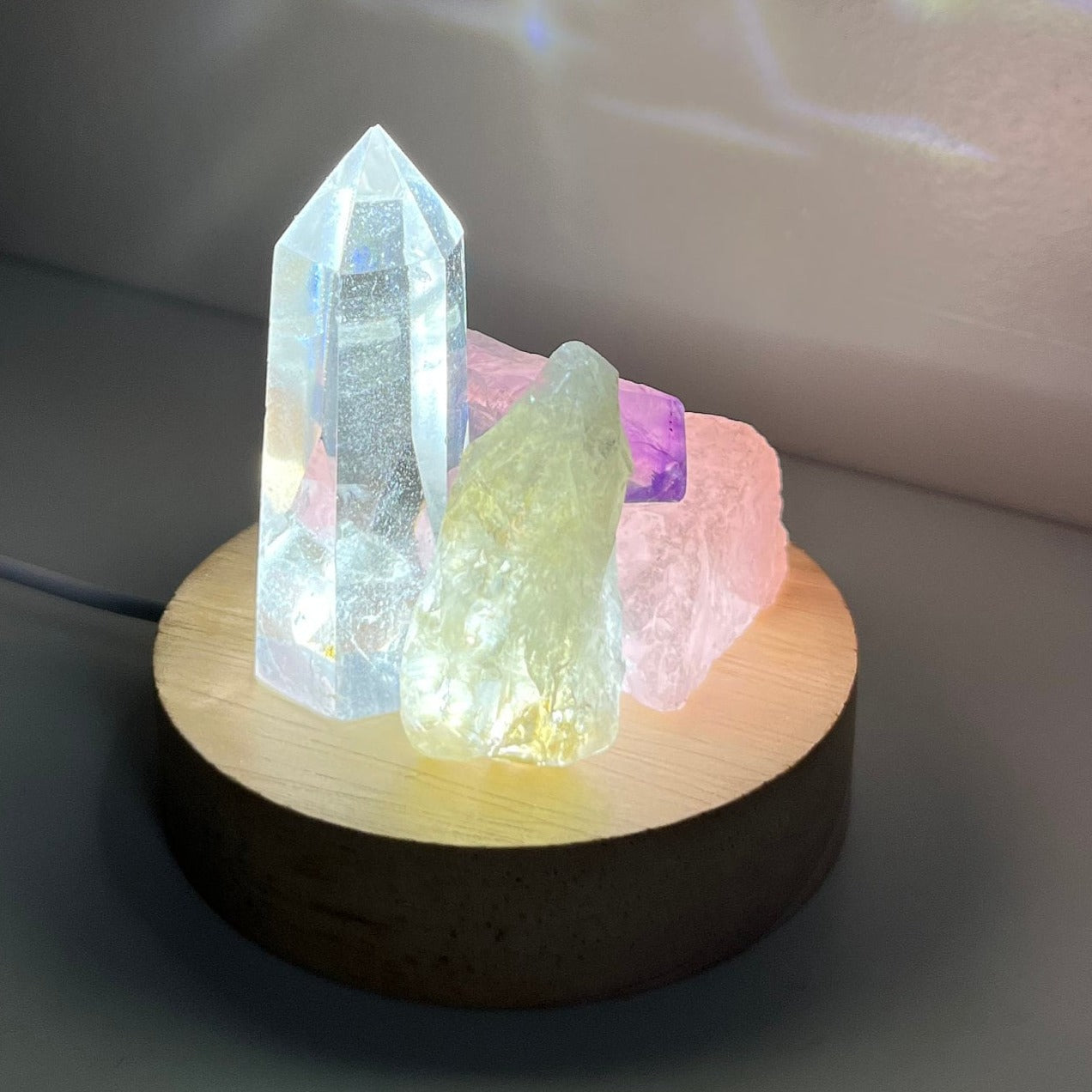 White Round Wooden LED Crystal Light Base